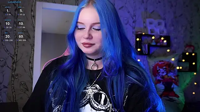 Snapshot of Moon_Valkyrie chatting on 2, 12, 2024 Moon Valkyrie online show from 2, 12, 2024