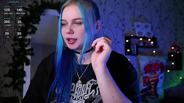 Snapshot of Moon_Valkyrie chatting on 20, 1, 2025 Moon Valkyrie online show from 20, 1, 2025