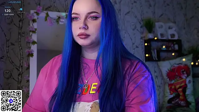 Snapshot of Moon_Valkyrie chatting on 7, 3, 2025 Moon Valkyrie online show from 7, 3, 2025