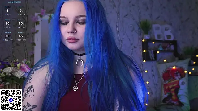 Snapshot of Moon_Valkyrie chatting on 9, 3, 2025 Moon Valkyrie online show from 9, 3, 2025