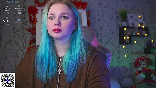 Snapshot of Moon_Valkyrie chatting on 15, 9, 2025 Moon Valkyrie online show from 15, 9, 2025