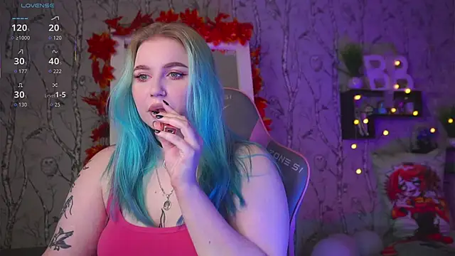 Snapshot of Moon_Valkyrie chatting on 20, 9, 2025 Moon Valkyrie online show from 20, 9, 2025