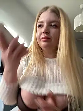 Snapshot of OdriOlsens chatting on 26, 2, 2025 OdriOlsens online show from 26, 2, 2025