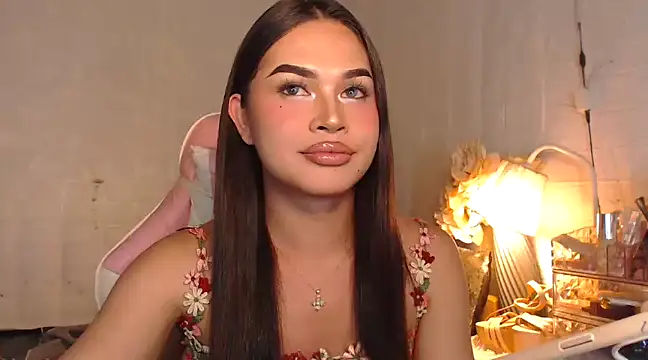 Ashely Lewis online show from 12, 1, 2025