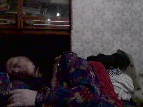 GypsiQueen2 online show from 4, 3, 2025