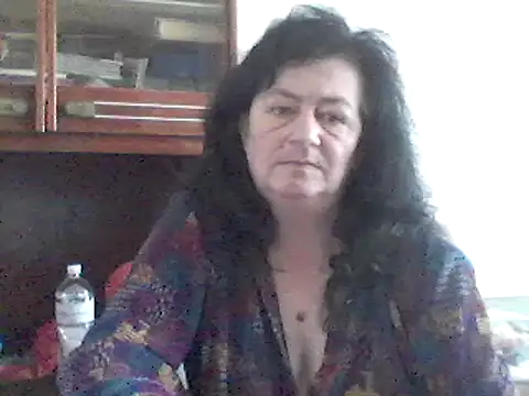 GypsiQueen2 online show from 6, 3, 2025