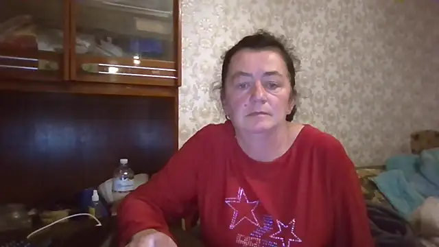 GypsiQueen2 online show from 5, 10, 2025