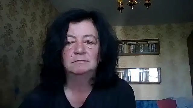Snapshot of GypsiQueen2 chatting on 16, 7, 2026 GypsiQueen2 online show from 16, 7, 2026