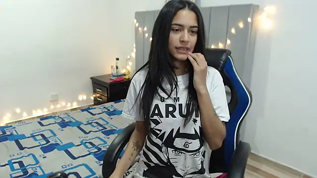 Snapshot of imSophia chatting on 15, 3, 2025 imSophia online show from 15, 3, 2025