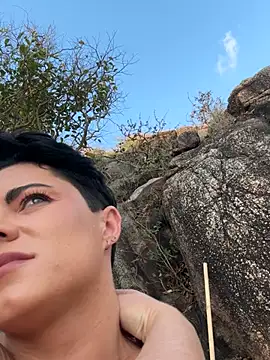 LukeLouHarvey online show from 10, 2, 2025