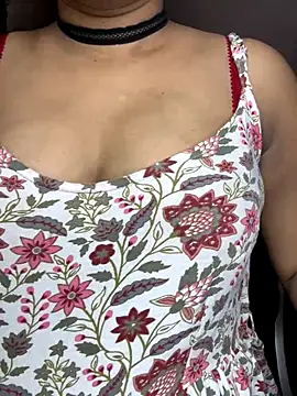 Snapshot of SCHOOL_Girl_0 chatting on 26, 9, 2025 SCHOOL Girl 0 online show from 26, 9, 2025