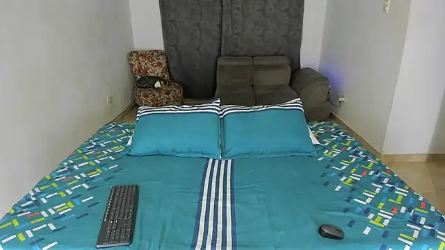 Fairycandyx online show from 17, 2, 2025