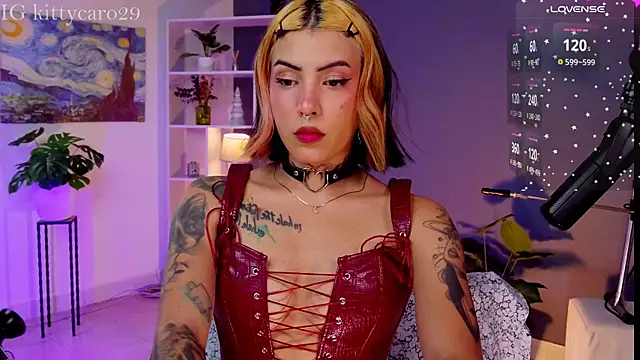 Snapshot of kitty_pruu chatting on 6, 2, 2025 kitty pruu online show from 6, 2, 2025