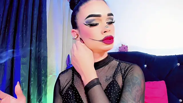 Snapshot of lesly_xx chatting on 31, 10, 2025 lesly xx online show from 31, 10, 2025