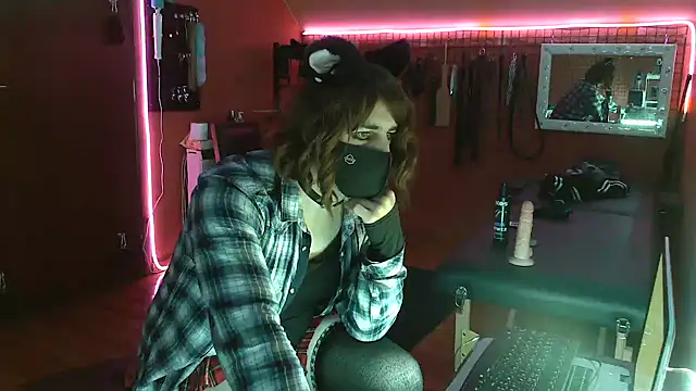 Ginny-the-bdsm-nympho online show from 2, 3, 2025