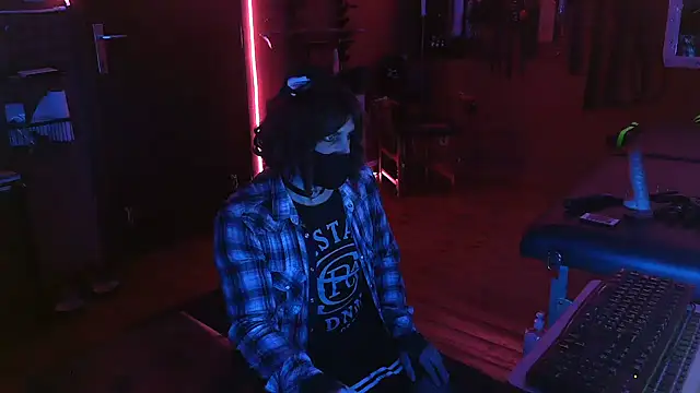 Ginny-the-bdsm-nympho online show from 6, 11, 2025