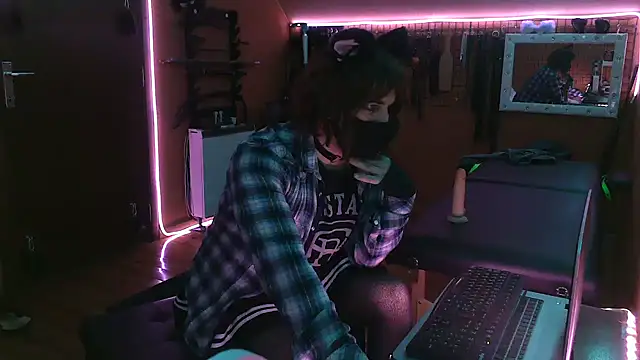 Snapshot of Ginny-the-bdsm-nympho chatting on 12, 2, 2026 Ginny-the-bdsm-nympho online show from 12, 2, 2026