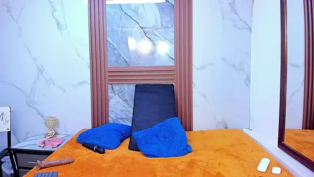 HannyMansonh online show from 25, 2, 2025