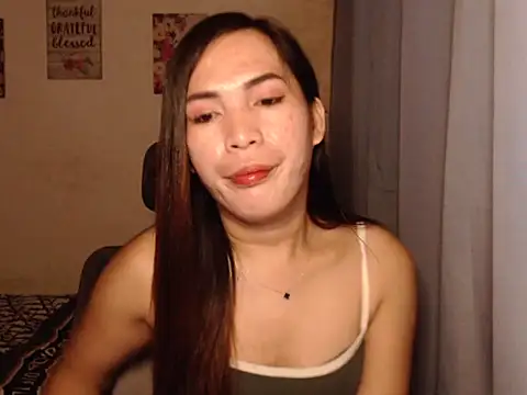 Snapshot of Msyensmith chatting on 7, 3, 2025 Msyensmith online show from 7, 3, 2025