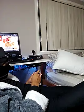 AmGuy23 online show from 6, 3, 2025