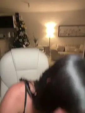 Gaby zahir  online show from 4, 12, 2024