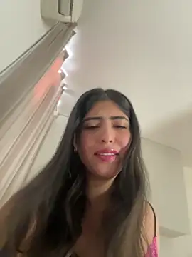 Gaby zahir  online show from 15, 10, 2025