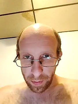 Snapshot of TaylorBlaze chatting on 24, 10, 2025 TaylorBlaze online show from 24, 10, 2025