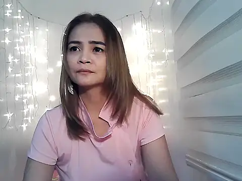 Kisses-13 online show from 6, 1, 2025