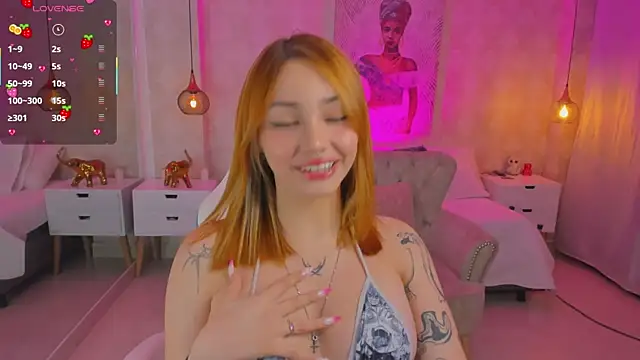 Snapshot of LITTLE-VIVI chatting on 2, 10, 2025 LITTLE-VIVI online show from 2, 10, 2025