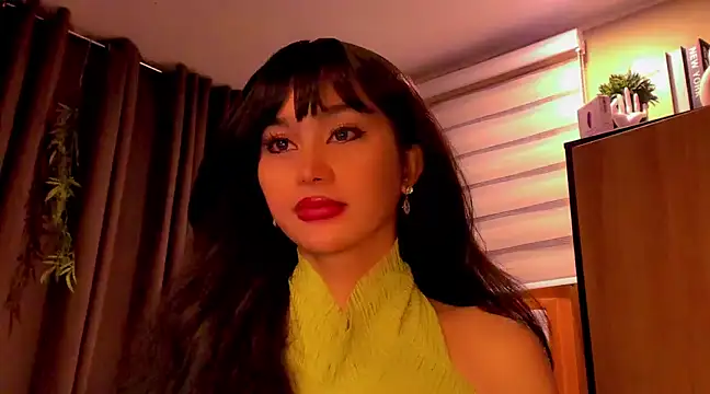 Snapshot of YOURCRISTINAS chatting on 7, 3, 2025 YOURCRISTINAS online show from 7, 3, 2025