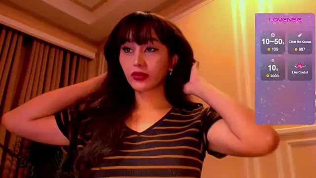 Snapshot of YOURCRISTINAS chatting on 11, 11, 2025 YOURCRISTINAS online show from 11, 11, 2025