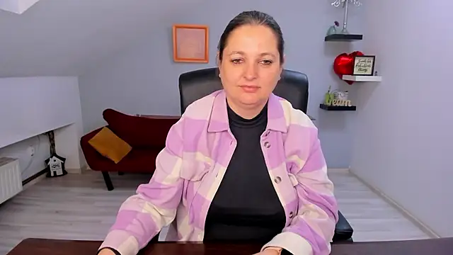 LollaGirl online show from 19, 3, 2026