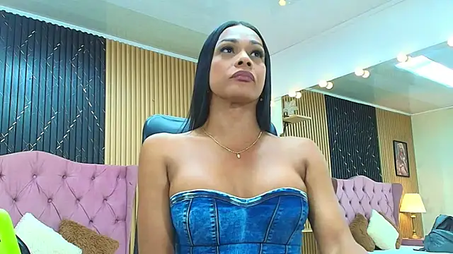 Snapshot of BARBIE_BROWNN chatting on 7, 6, 2026 BARBIE BROWNN online show from 7, 6, 2026