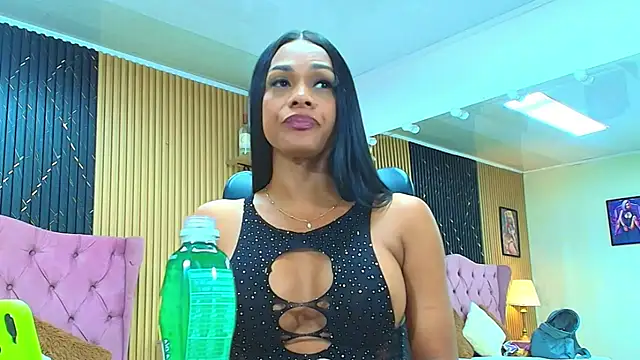 Snapshot of BARBIE_BROWNN chatting on 21, 6, 2026 BARBIE BROWNN online show from 21, 6, 2026