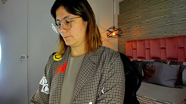 SarahDeyvis online show from 29, 10, 2025