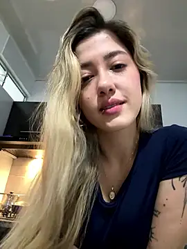 EveBensonX online show from 8, 1, 2026