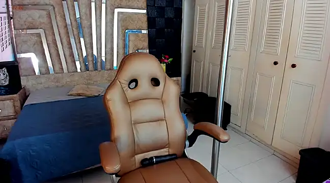 Snapshot of cute_sassy chatting on 14, 2, 2025 cute sassy online show from 14, 2, 2025