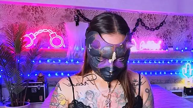 Cool Freak  online show from 27, 10, 2025