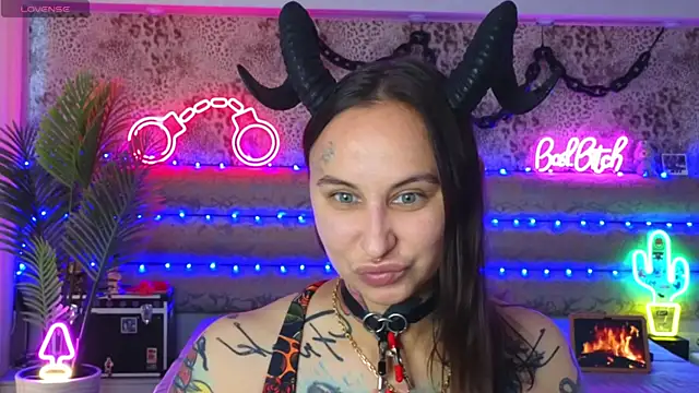 Cool Freak  online show from 11, 7, 2026
