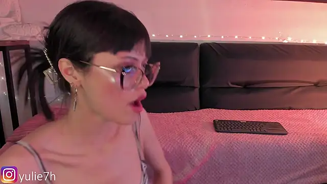  Jessy Moon  online show from 23, 2, 2025