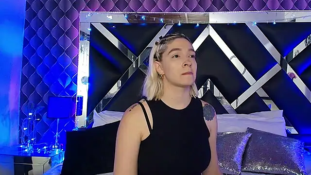 victoriaa lee  online show from 9, 3, 2026