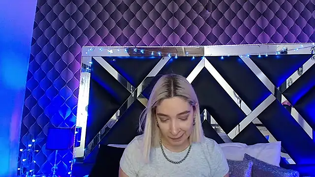 victoriaa lee  online show from 21, 3, 2026