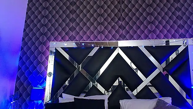 victoriaa lee  online show from 25, 6, 2026