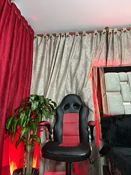 serena willow online show from 1, 3, 2025