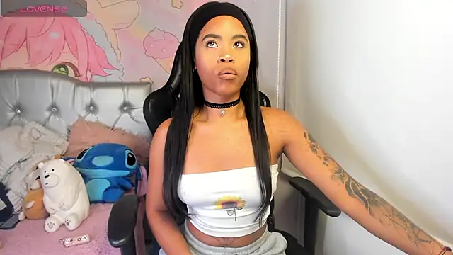 Mia damm online show from 5, 11, 2025