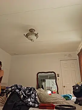 mossy kiss online show from 12, 1, 2025