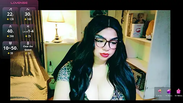 MistressQueenDominaTS online show from 28, 11, 2025