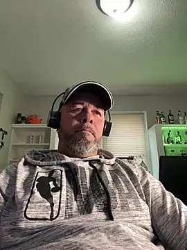 Snapshot of Cristian-Brayan chatting on 22, 3, 2025 Cristian-Brayan online show from 22, 3, 2025