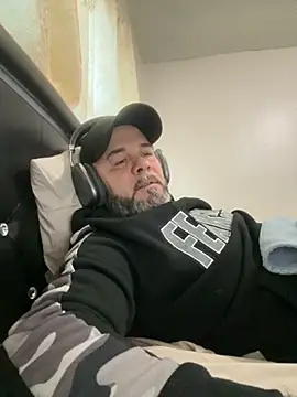 Snapshot of Cristian-Brayan chatting on 14, 9, 2025 Cristian-Brayan online show from 14, 9, 2025