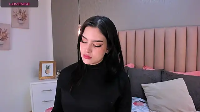 Alexa Thaylor  online show from 23, 1, 2025